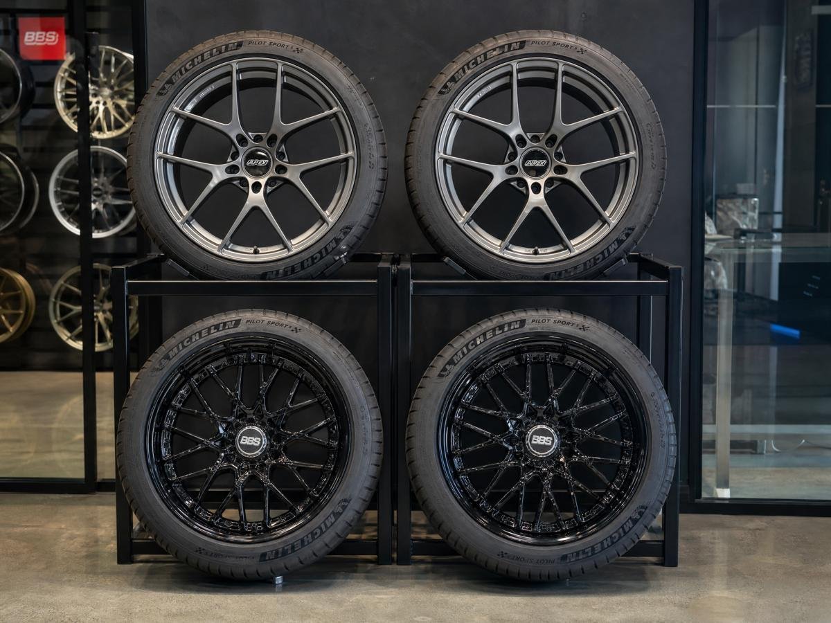 Wheels & Tires